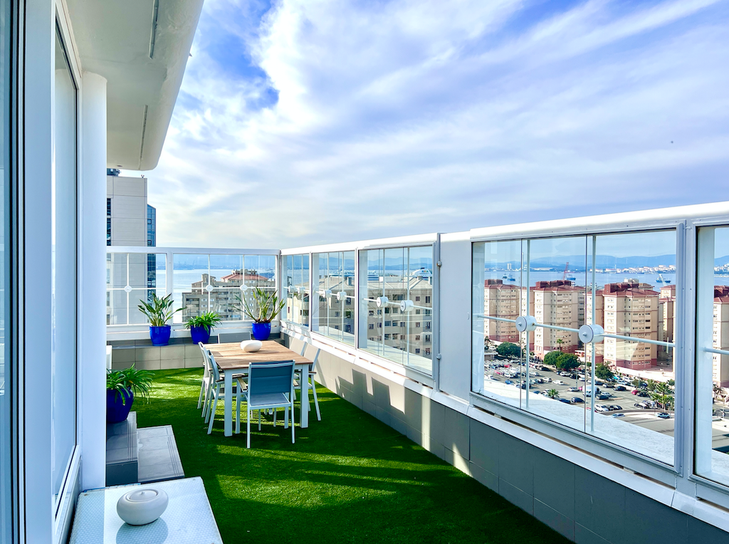 Property photo 2 of 16