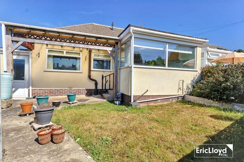 Property photo 2 of 14 Photo 24
