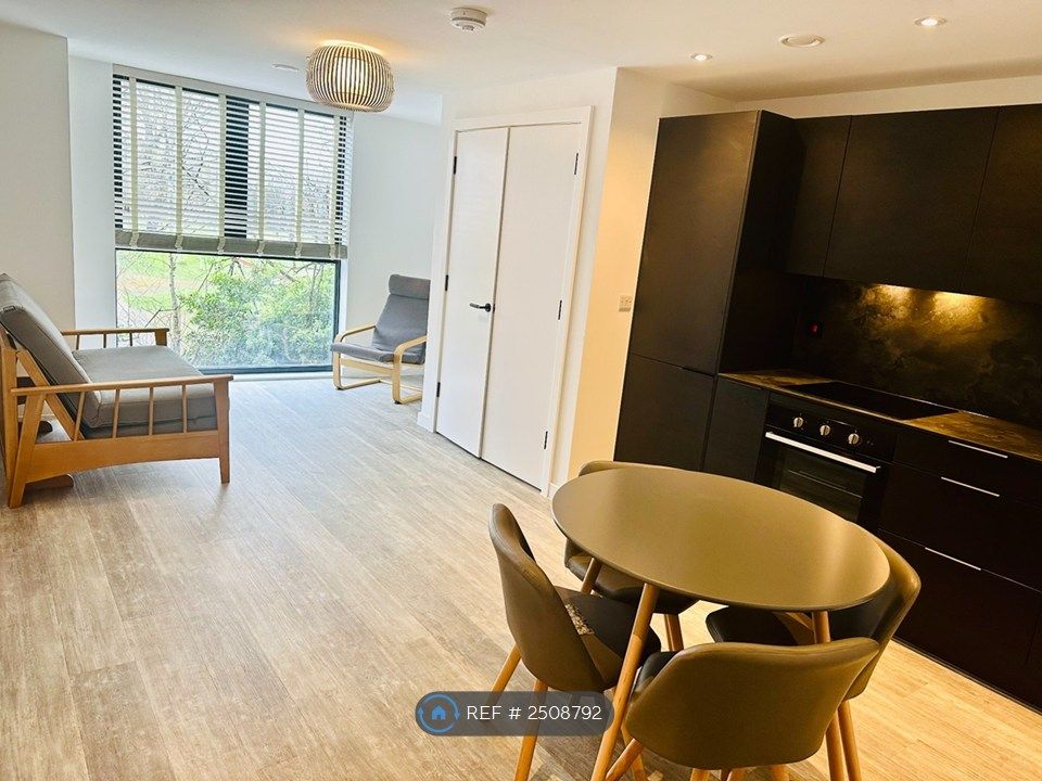 Property photo 3 of 9