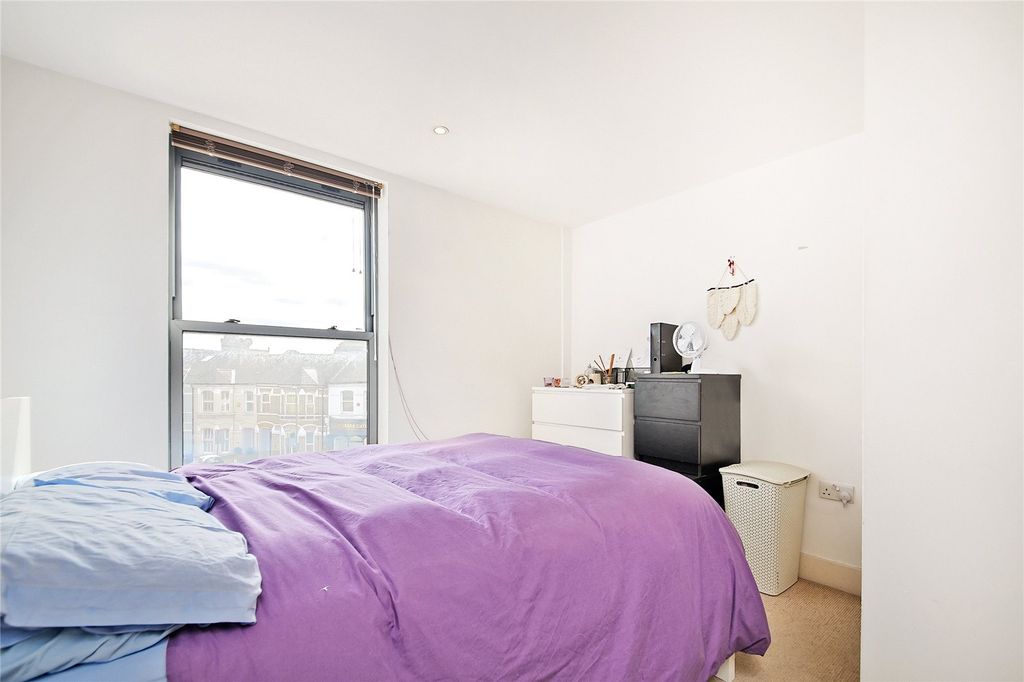 Property photo 3 of 13 Picture No. 02