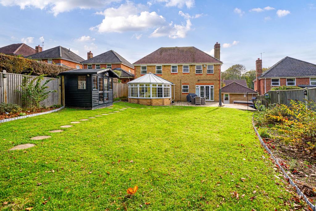 Property photo 2 of 41 c048Dcee-0E88-4Eb4-83A5-F62ba1006111.Png