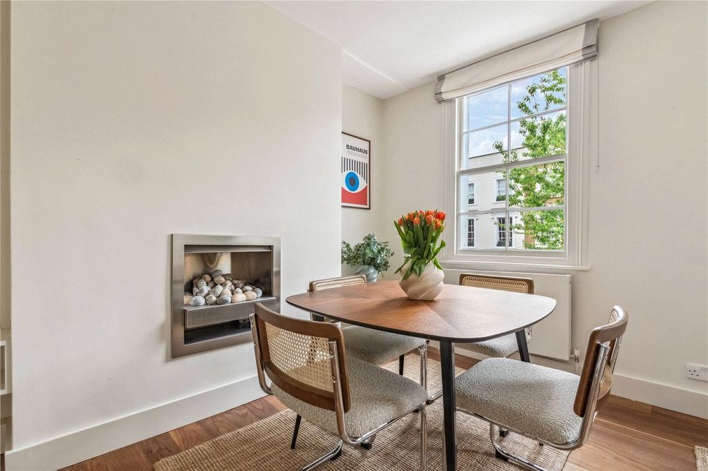 Property photo 3 of 9 Picture No. 08