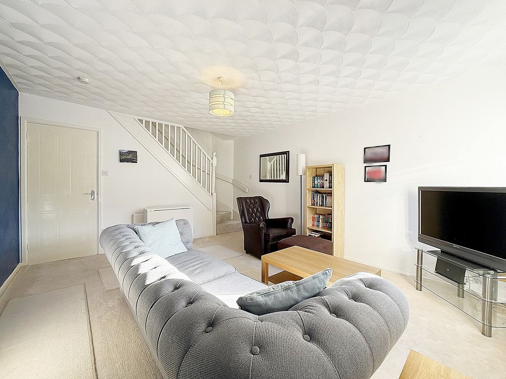 Property photo 2 of 19 Lounge