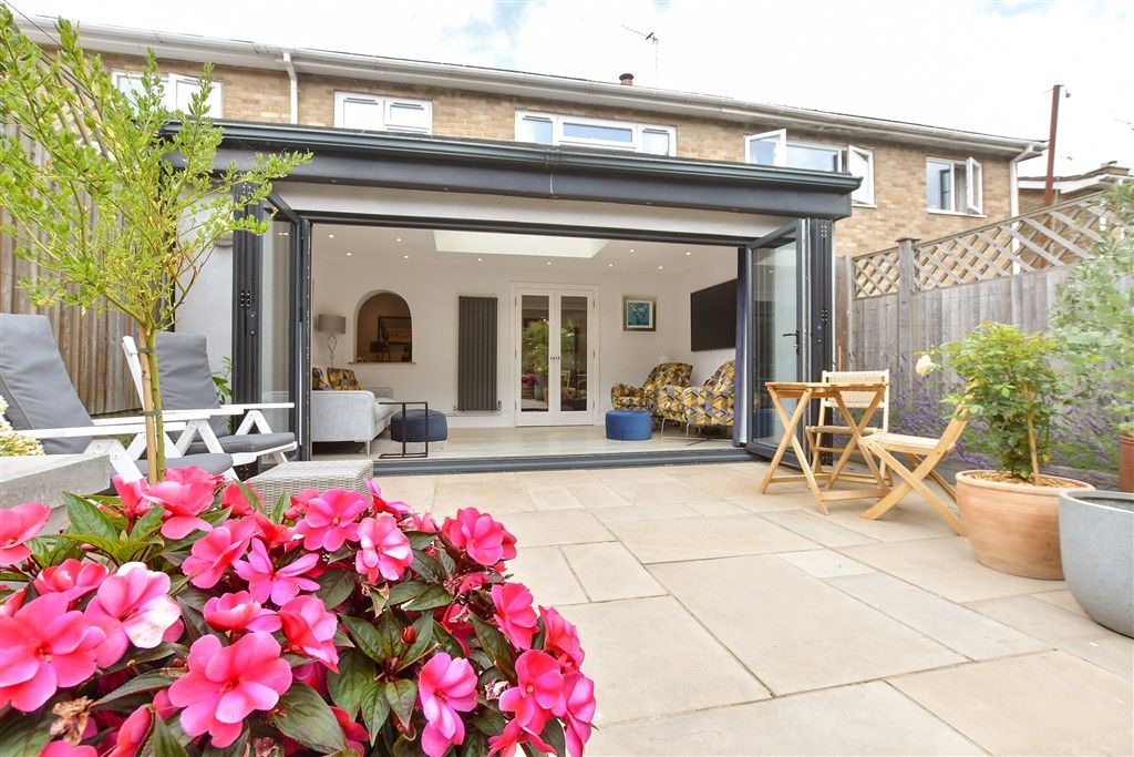 Property photo 2 of 15 External Lifestyle Photograph