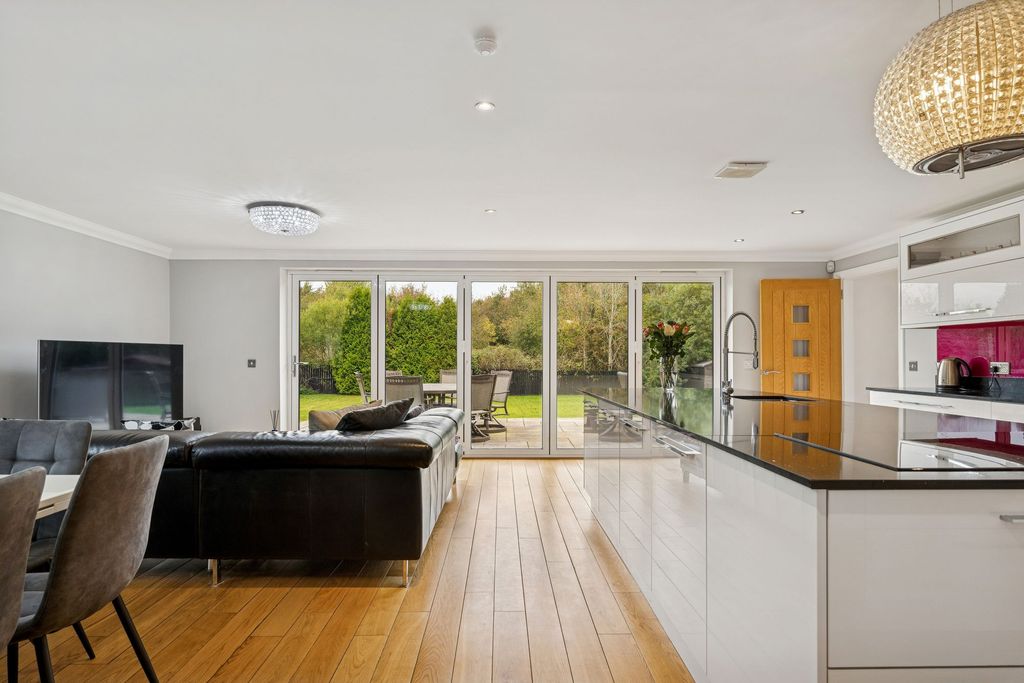 Property photo 2 of 68 Open Plan Kitchen/Dining/Living Area