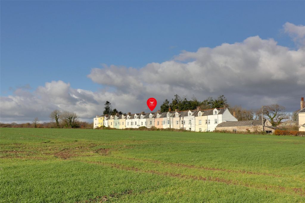 Property photo 1 of 8 2 - Picture No. 23