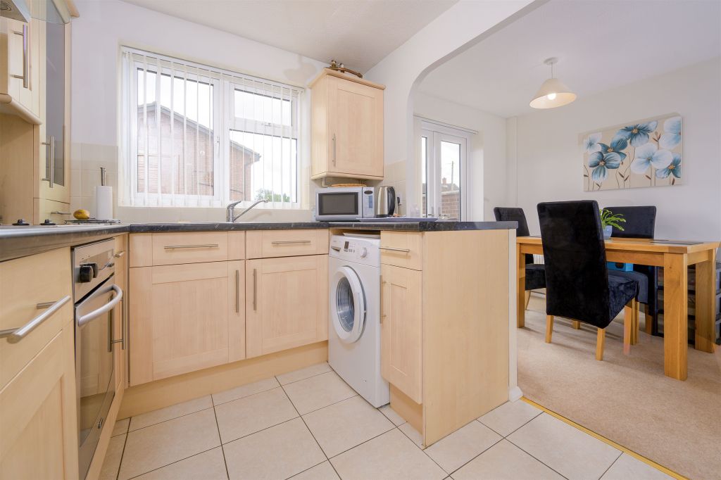 Property photo 3 of 9