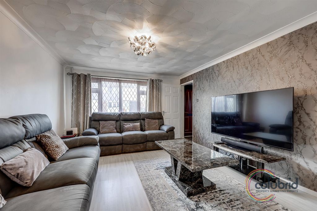 Property photo 3 of 17 0G1A3436-0G1A3440.Jpg