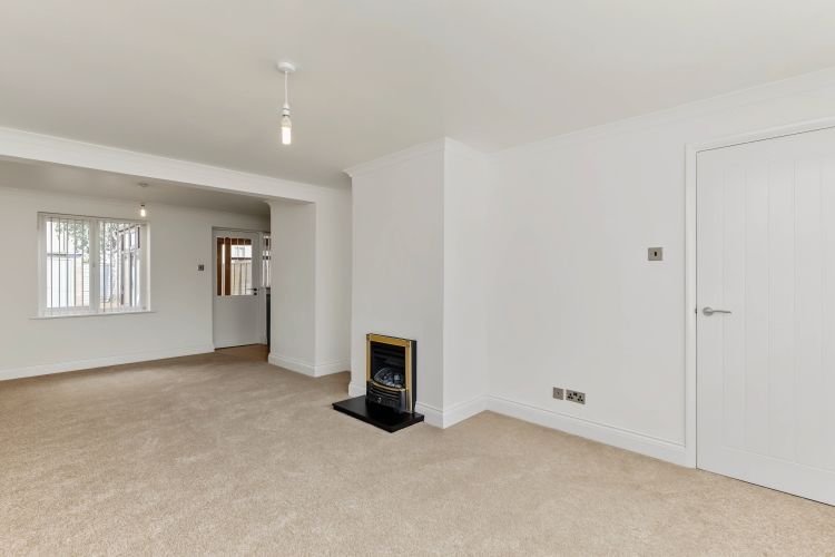 Property photo 3 of 17 339921
