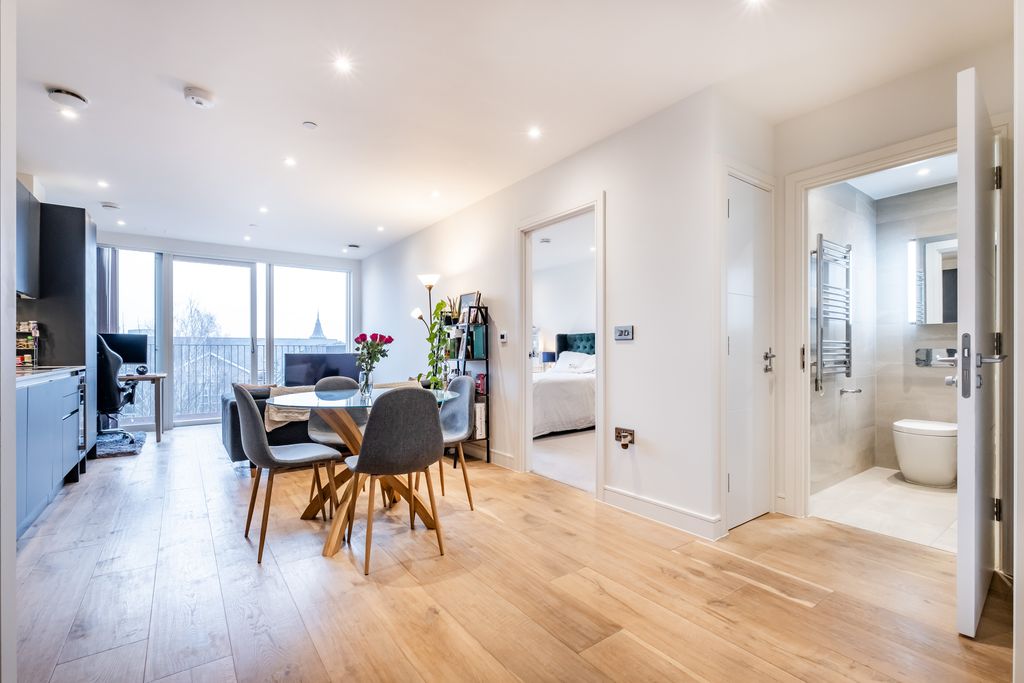 Property photo 2 of 14