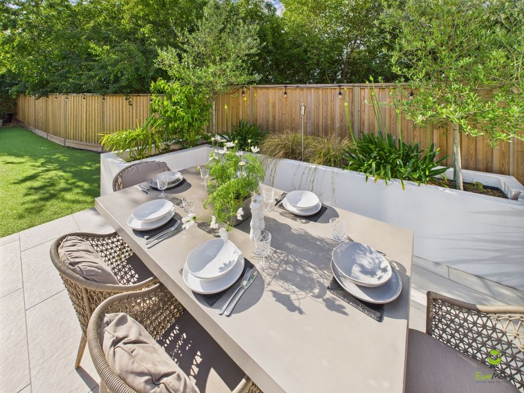 Property photo 3 of 21 Presented By Clinton At Ewemove Bexleyheath And Da
