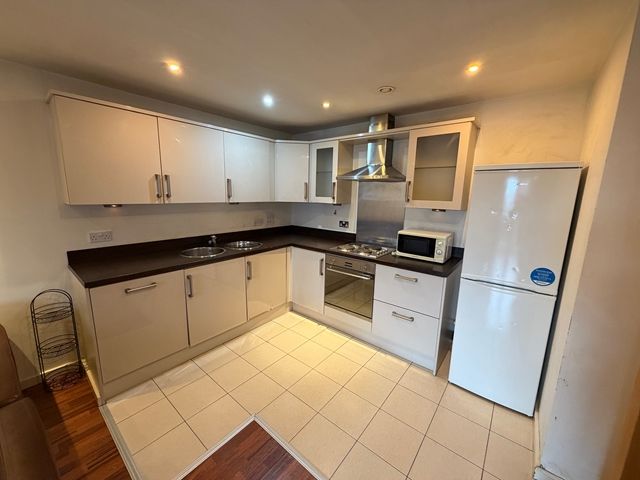 Property photo 2 of 6