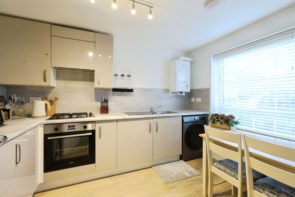 Property photo 2 of 16