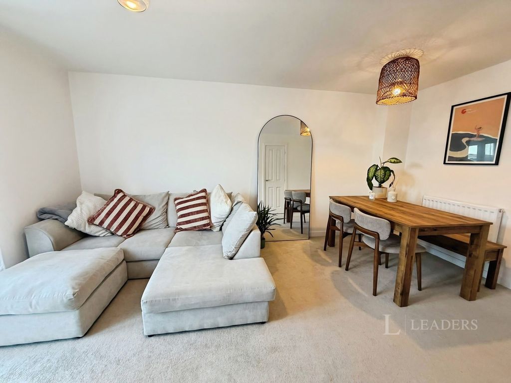 Property photo 1 of 16 Pbox-Img.Jpg