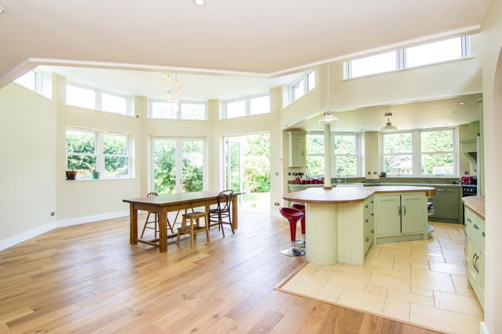 Property photo 2 of 10 Kitchen/Diner