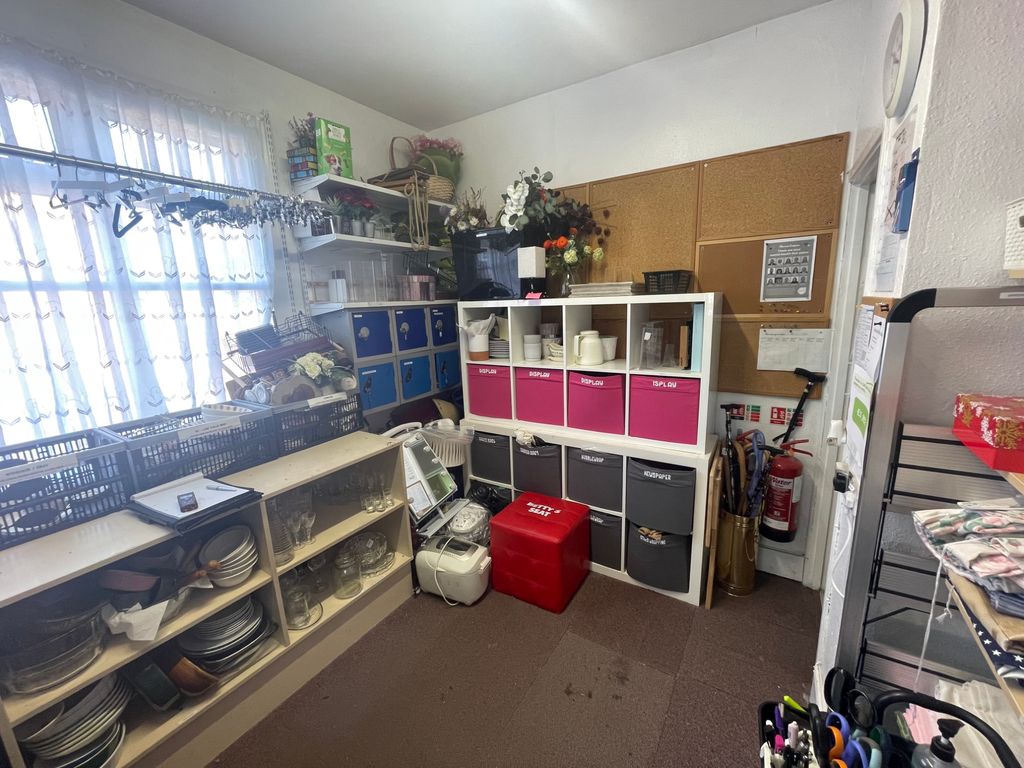 Property photo 3 of 3