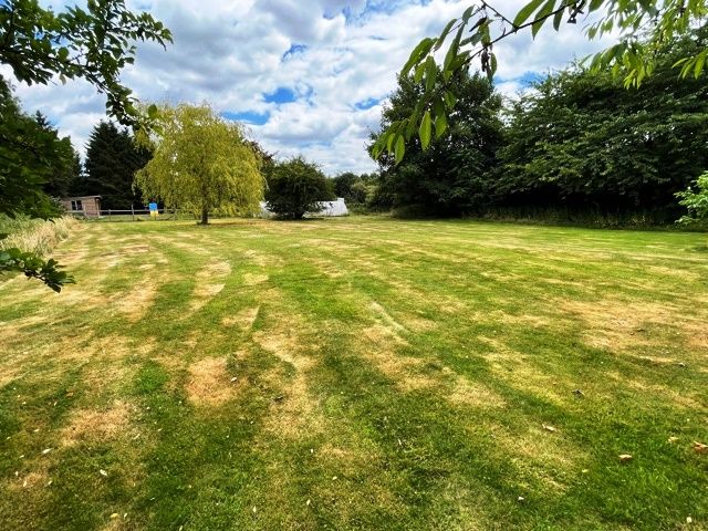 Property photo 2 of 25