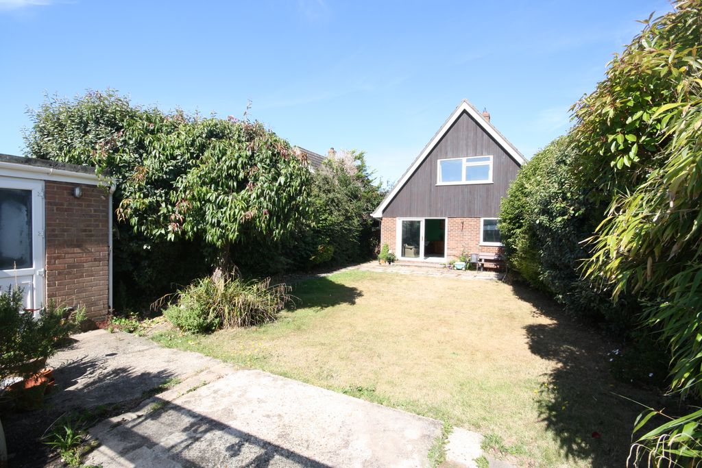 Property photo 2 of 16