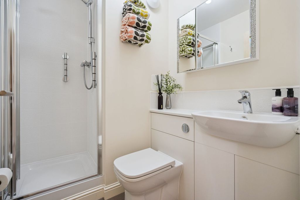 Additional image 13 of 2 bed flat for saleRollock Street, Stirling FK8