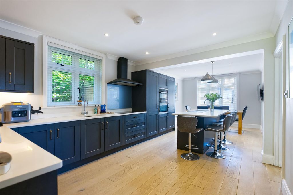 Property photo 2 of 39 18 (11).Jpg