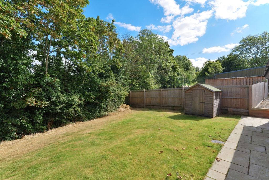 Property photo 3 of 34