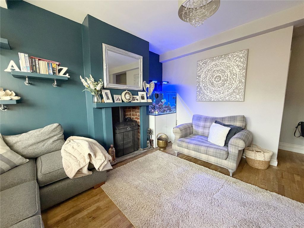 Property photo 3 of 21 Picture No. 08