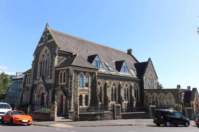 Property photo 1 of 20 Front