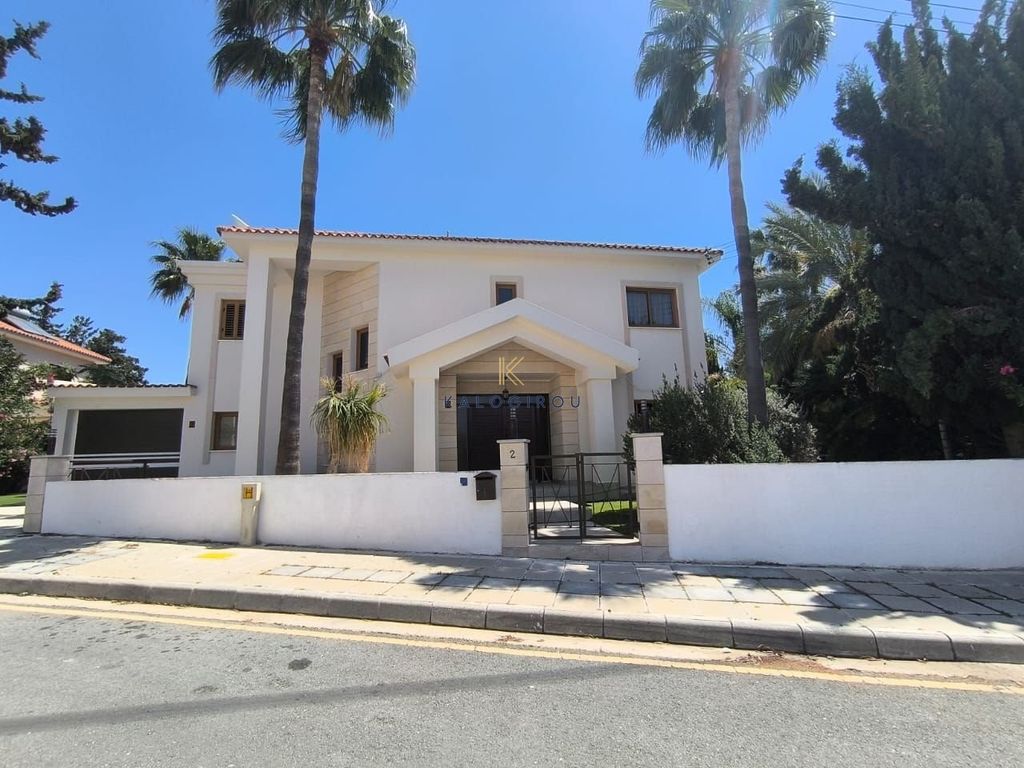 Property photo 1 of 41