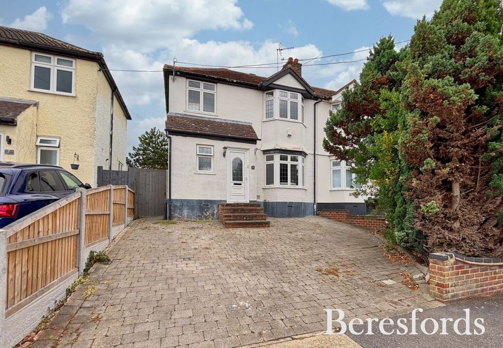 Property photo 1 of 15 Front