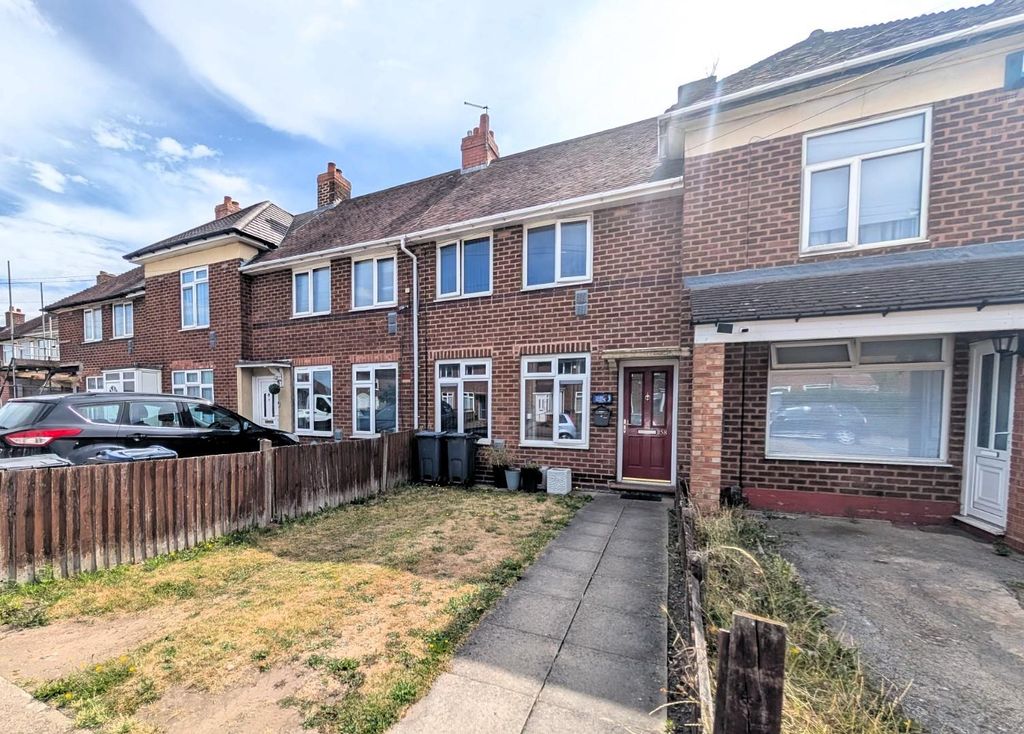Property photo 1 of 12 Wychbold Crescent.Jpg