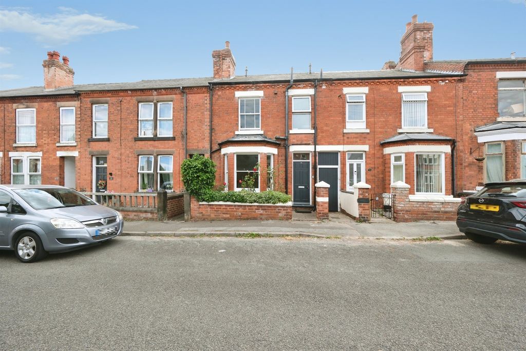 Property photo 1 of 20