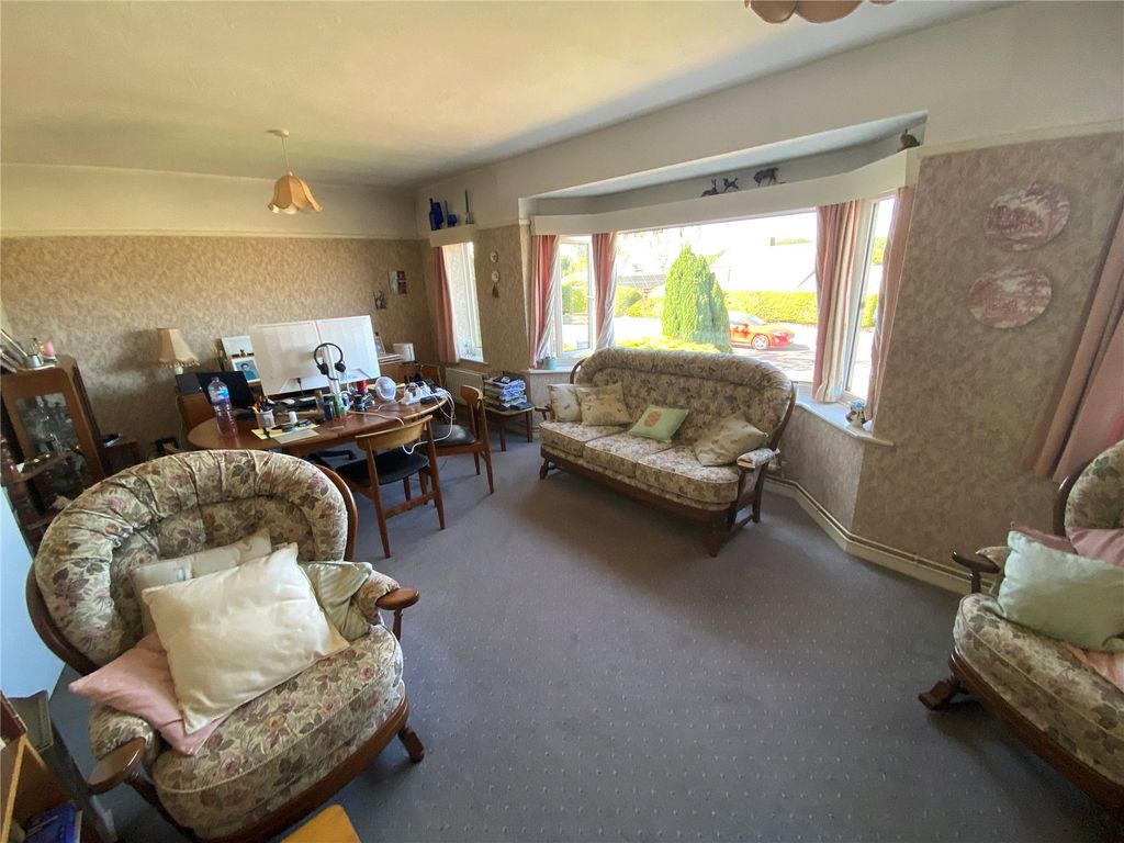Property photo 2 of 18 Picture No. 05