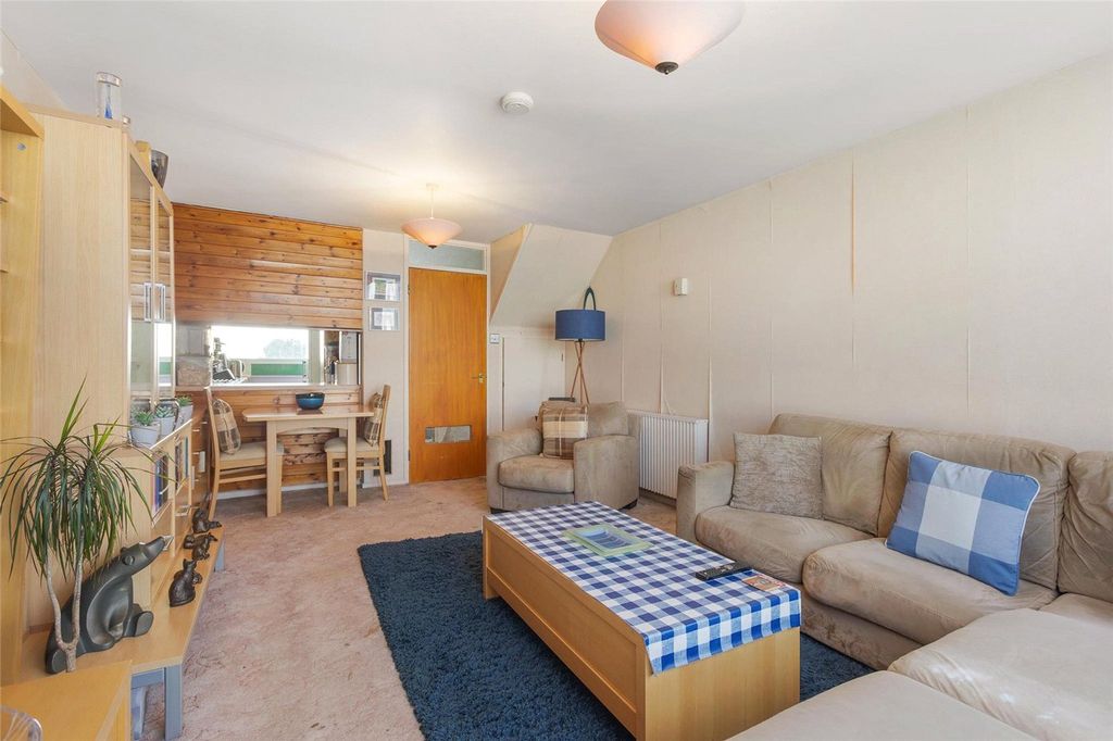 Property photo 3 of 15 Picture No. 08
