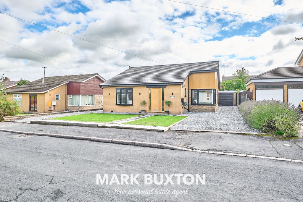 Property photo 1 of 34