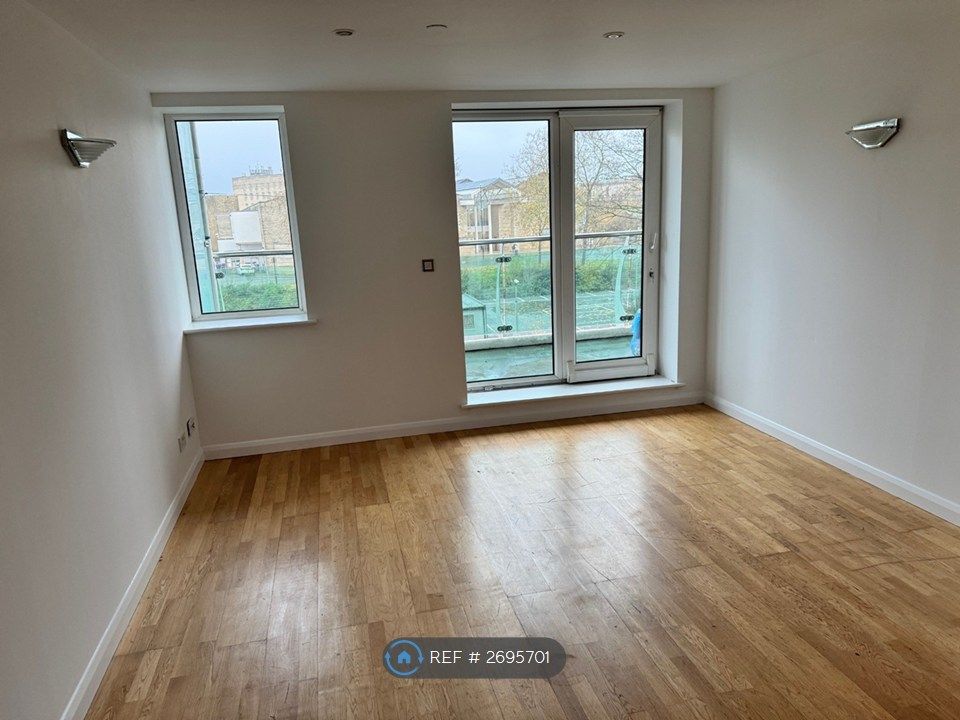 Property photo 2 of 3