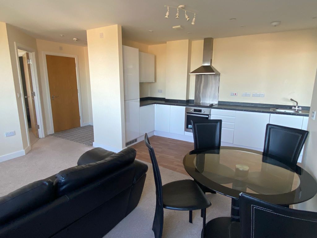 Property photo 2 of 6