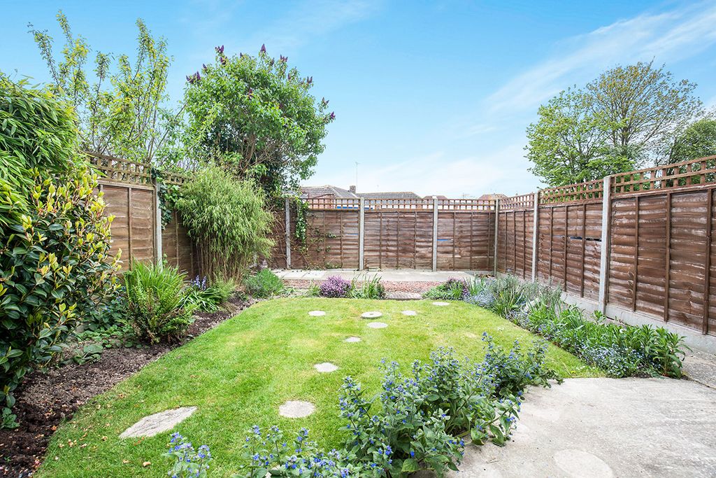 Property photo 3 of 8 Main Page