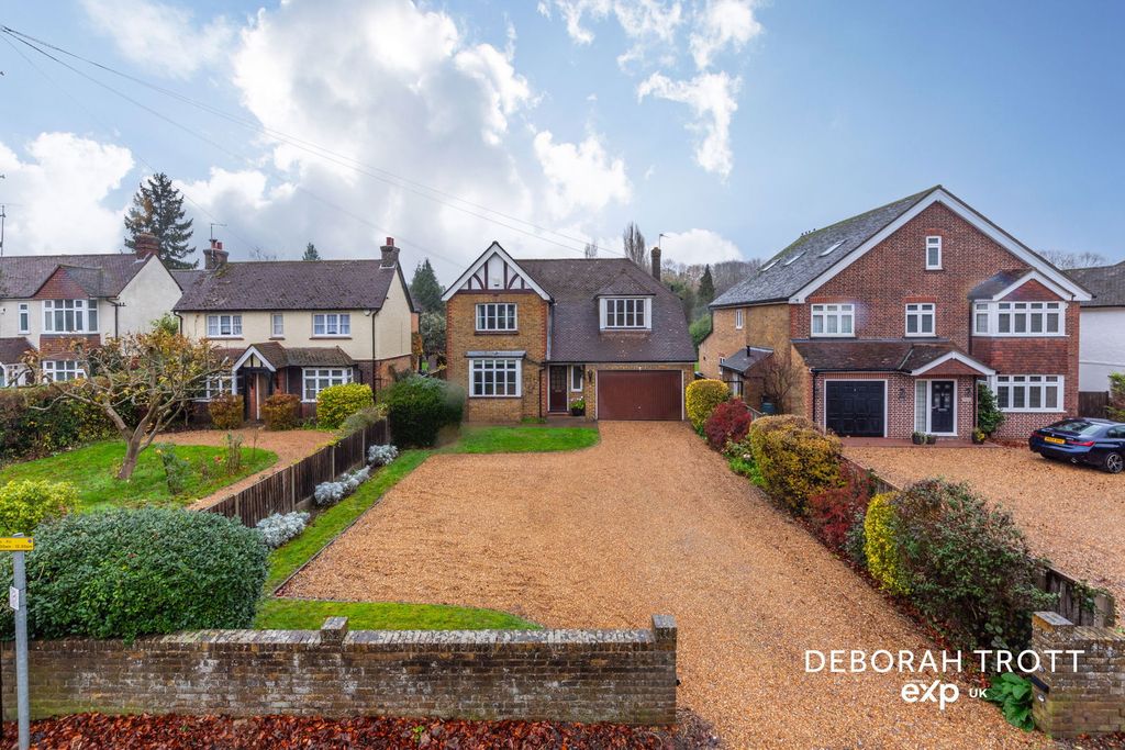 Property photo 1 of 27