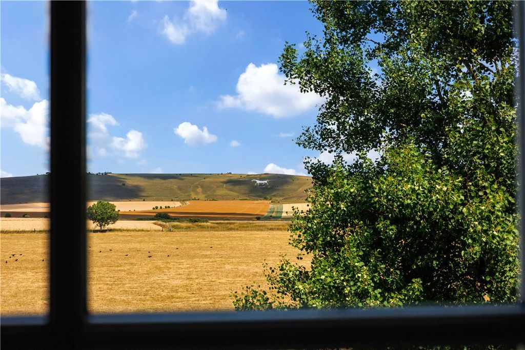 Property photo 3 of 28 View