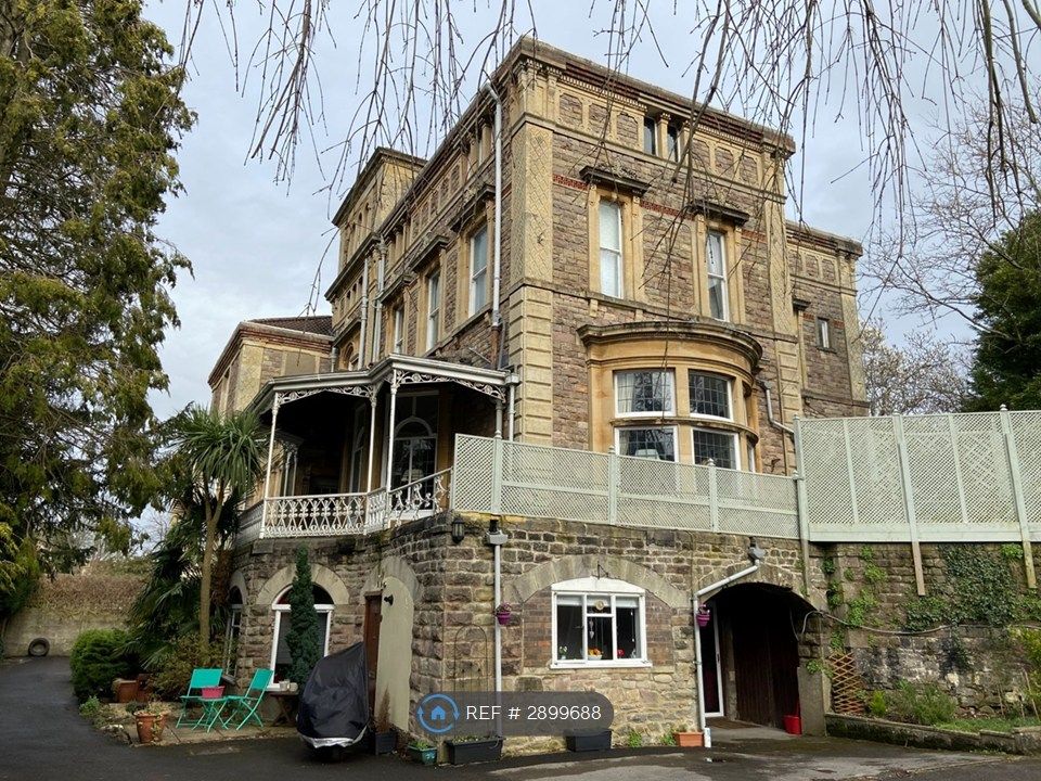 Property photo 2 of 13