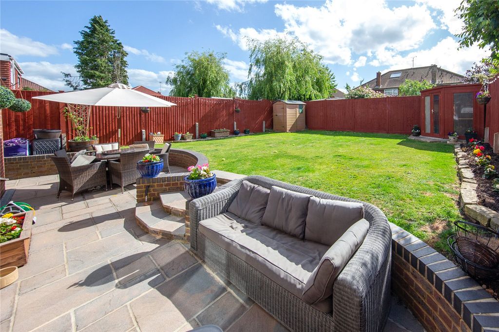 Property photo 2 of 36 Picture No. 08