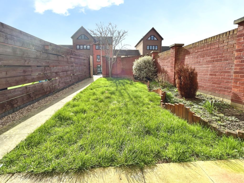 Property photo 3 of 27 Pbox-Img.Jpg