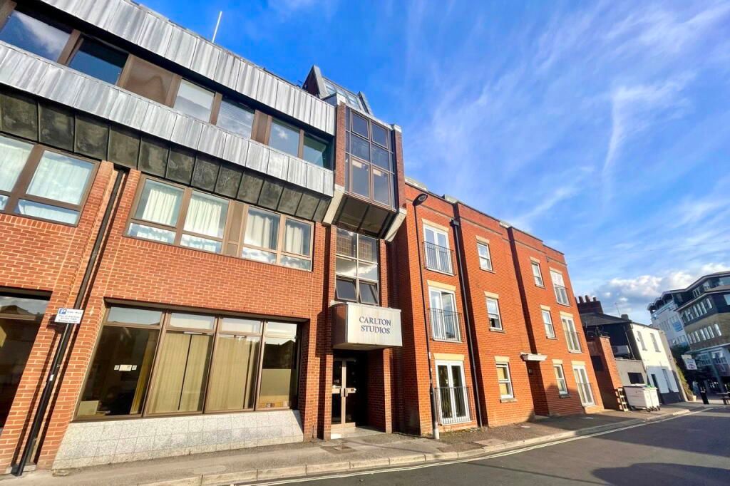 Property photo 3 of 12