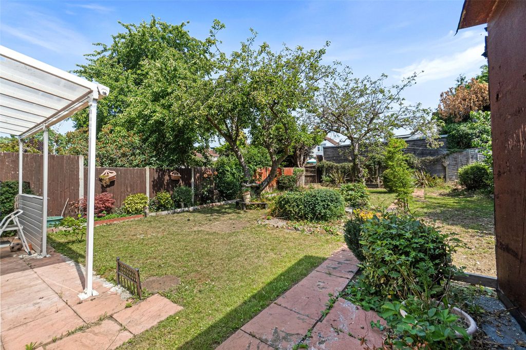 Property photo 2 of 9 Picture No. 19