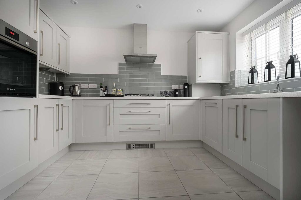 Property photo 3 of 6 Kitchen Diner