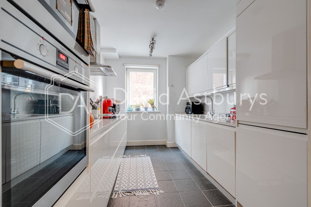 Property photo 3 of 5 20251117-Dsc09801Hdr