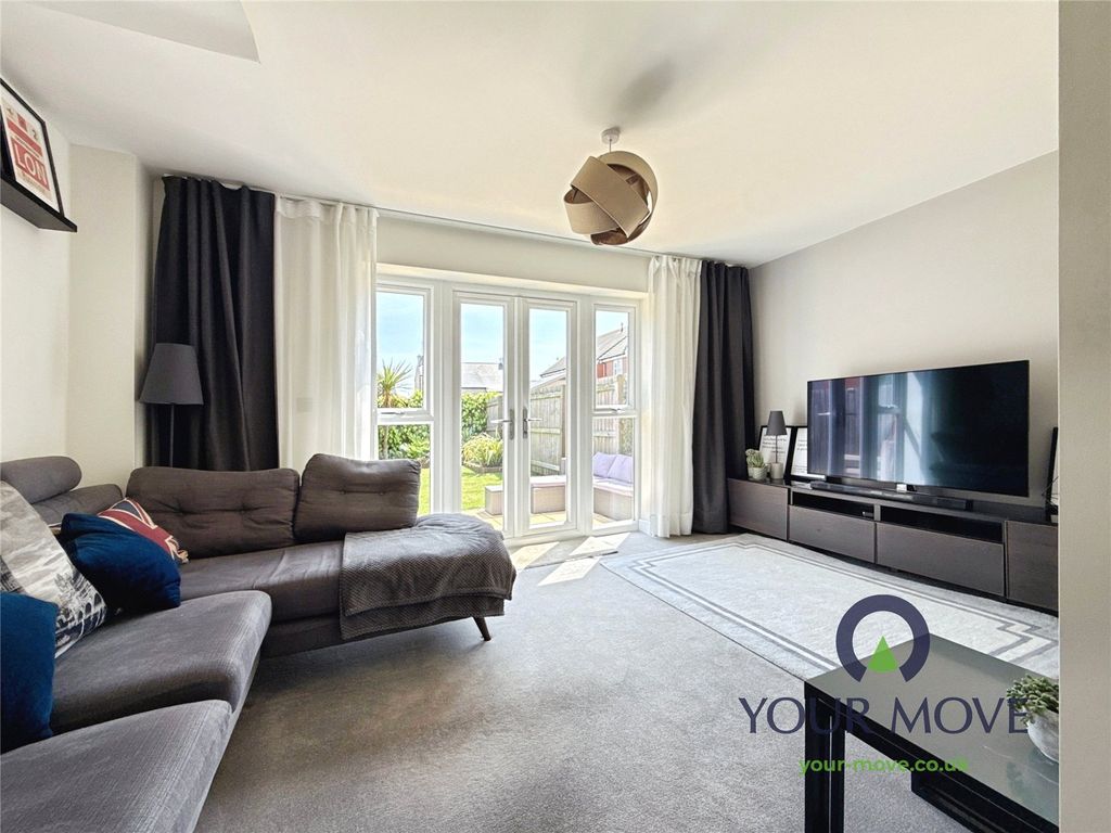 Property photo 2 of 12 Picture No. 02