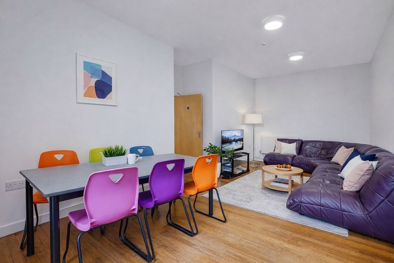 Property photo 3 of 10 Photo 10