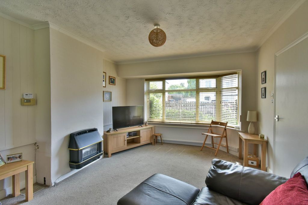 Property photo 3 of 14