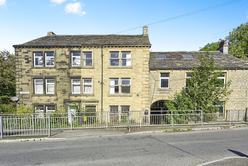 Property photo 1 of 22